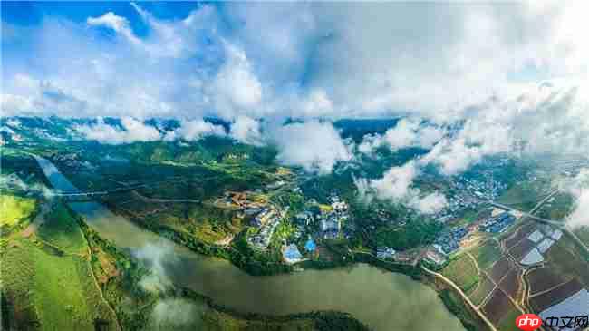 千年岩画 今朝新韵：宁明花山探索文旅融合新篇章