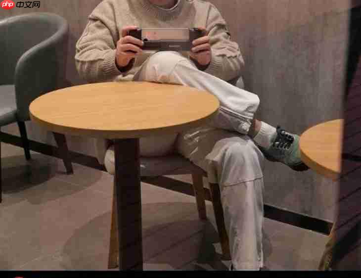 真我Neo8真机偷跑+配置全曝光!骁龙8Gen5+8000mAh