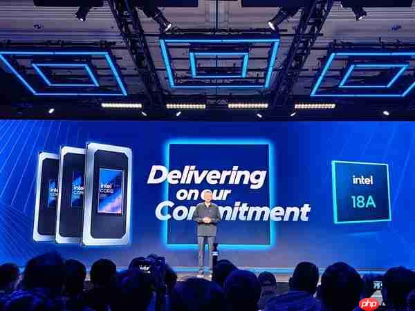 Intel CEO:18A首款产品如期出货、Panther Lake将开启新时代!