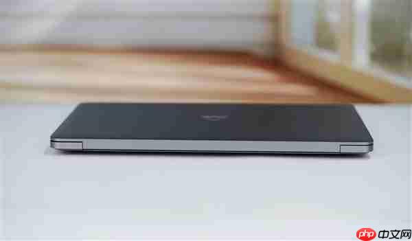 首发自研长江SoC！摩尔线程AIBOOK笔记本图赏