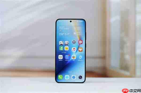 10000mAh巨无霸电池仅2599元起!荣耀WIN RT图赏