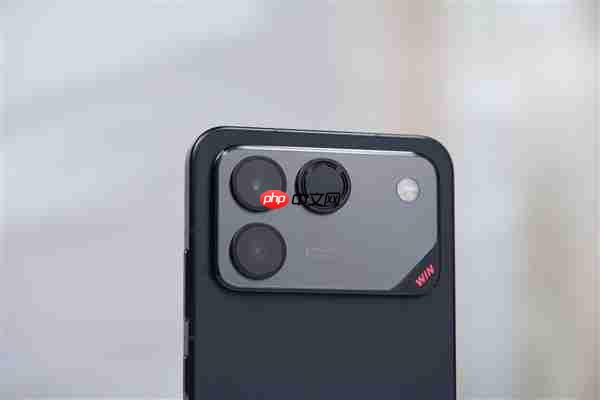 10000mAh巨无霸电池仅2599元起!荣耀WIN RT图赏