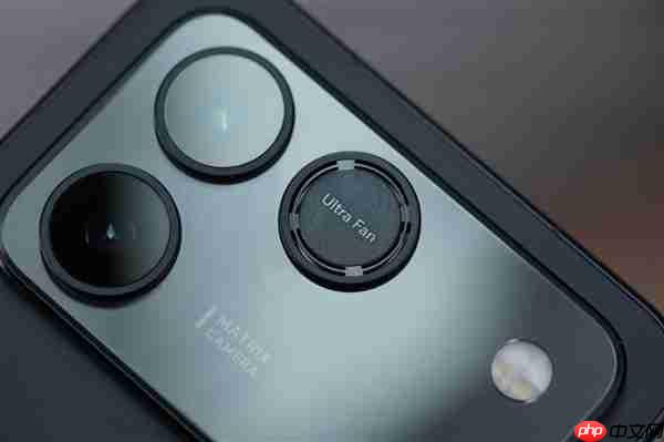 10000mAh巨无霸电池仅2599元起!荣耀WIN RT图赏