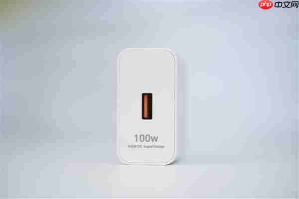 10000mAh巨无霸电池仅2599元起!荣耀WIN RT图赏