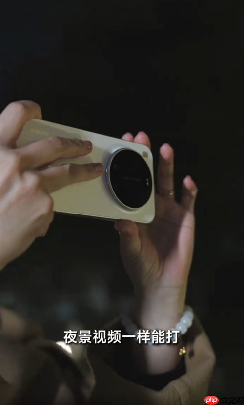 小米17 Ultra真机首曝光!新一代“夜神”,但确定要涨价