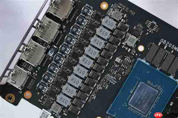 ITX性能小钢炮!七彩虹RTX 5070 Mini OC 12GB图赏