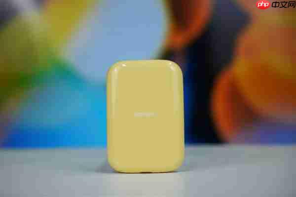 可磁吸绝配iPhone!长江存储致态灵潮流版移动SSD 2TB图赏