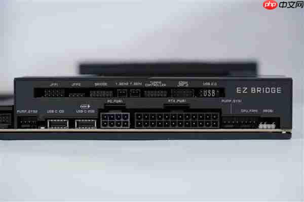 限量1000块！微星MEG X870E GODLIKE X EDITION主板图赏