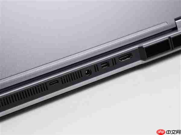 同配置比别家便宜1000块!体验机械革命耀世16 Ultra