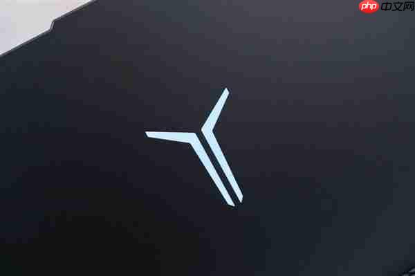 专业OLED超竞屏！联想拯救者Y9000P 2025AI元启游戏本图赏