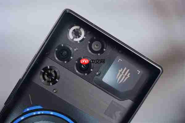 开启手机水冷散热时代！红魔11 Pro+图赏