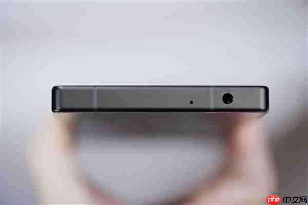 开启手机水冷散热时代！红魔11 Pro+图赏