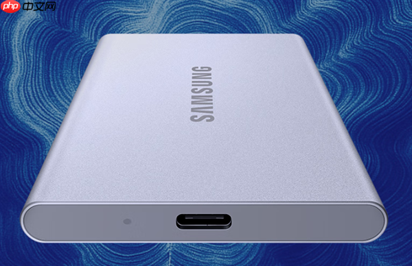 三星T7焕新版移动固态硬盘首发999元起：机身再生铝材质打造