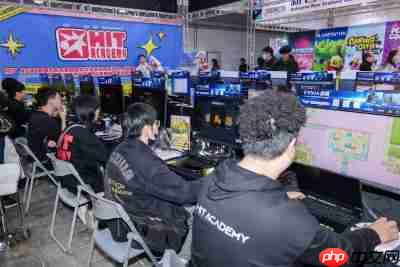 EVNIA弈威闪耀登场WEPLAY：双核电竞，玩出不凡！