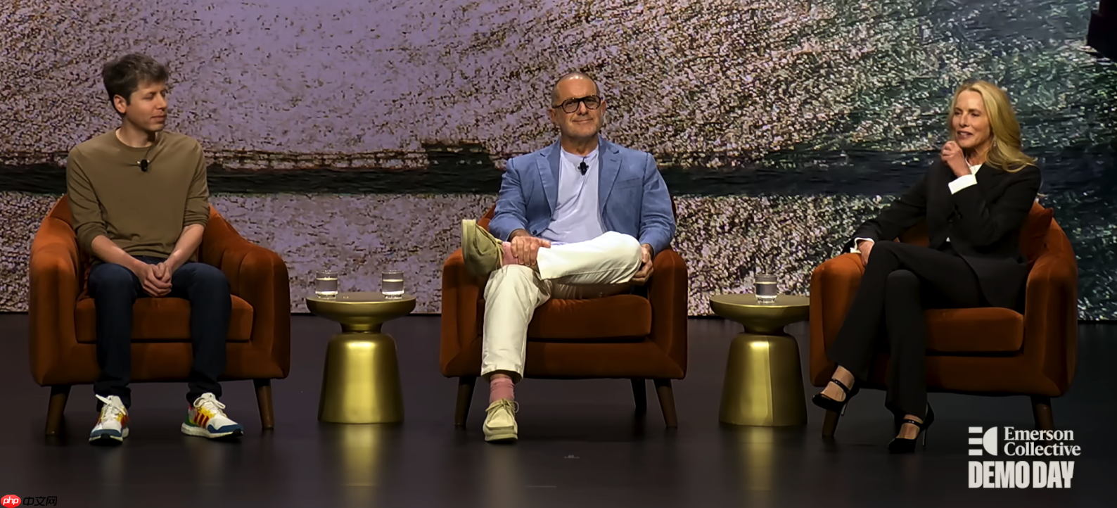 OpenAI 首款 AI 硬件设备已完成原型开发