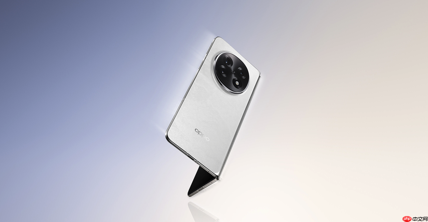 行业首款骁龙8E5大折叠手机!OPPO Find N6要来了