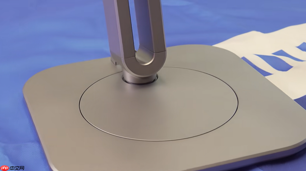 飞利浦【E探究竟】丨带你「探」明商用显示器内外兼修的“长寿”秘籍