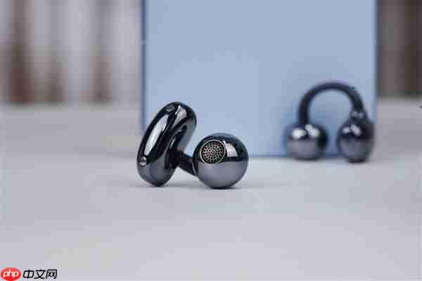 全新横向跑道式设计!荣耀500系列图赏