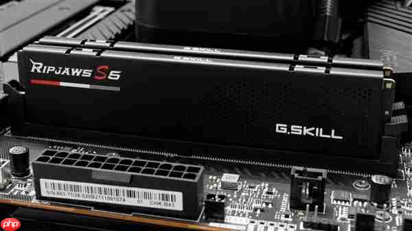 恐慌性抢购内存！PC、OEM、内存厂商都疯了