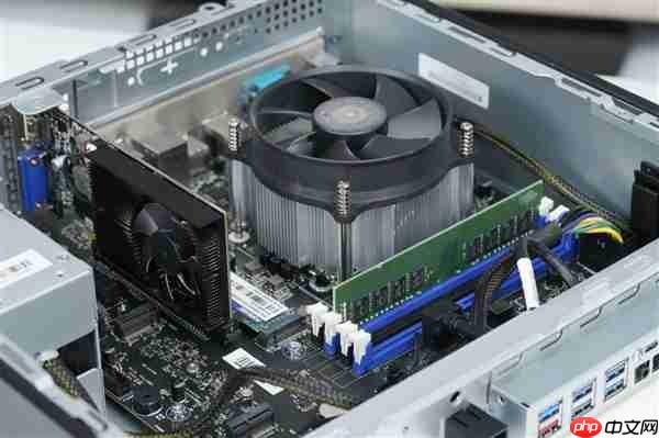 搭载兆芯KX-7000！智微华光E700-ZD台式机图赏