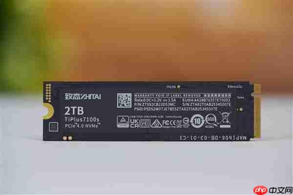 疾速7400MB/s!长江存储致态TiPlus7100s 2TB SSD图赏