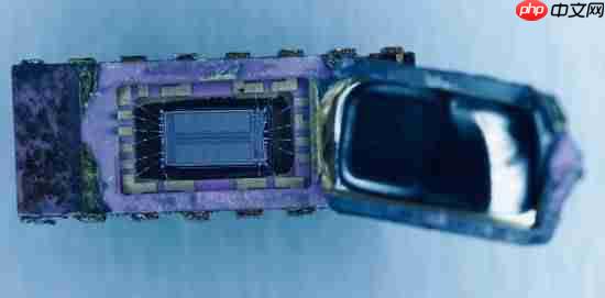 CPU收藏家开盖苏联制造芯片:竟逆向克隆自Intel