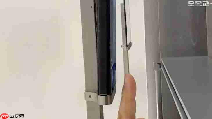 感觉不如华为 三星三折叠手机真机曝光!影像居然没砍