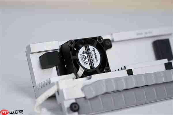 支持10000MT/s内存!微星MPG X870I EDGE TI EVO WIFI主板图赏