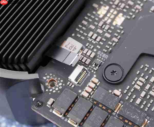 PCIe接口损坏 2万元的RTX 5090原地报废!NVIDIA同意免费换新