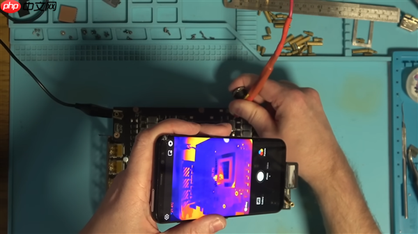 没见过如此惨烈的RTX 4090!严重扭曲、GPU/显存/电感全烧毁