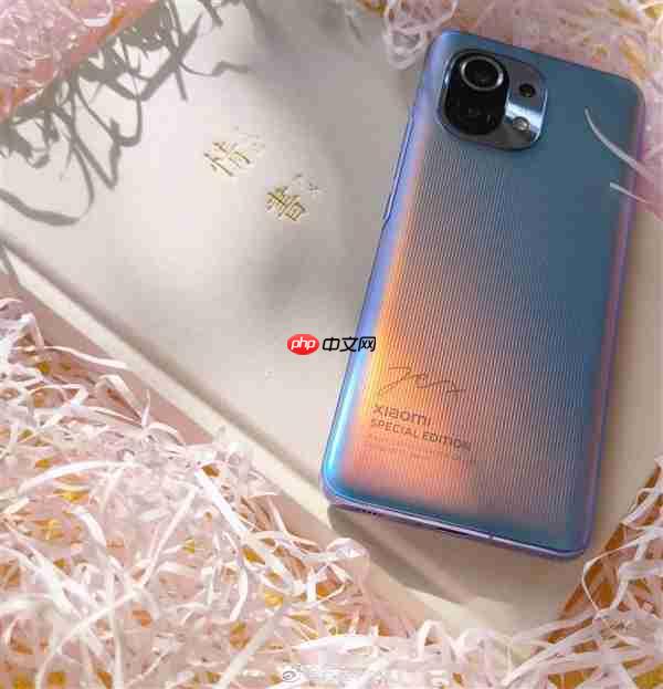 号称全网唯一！雷军签名版小米17 Pro Max现身闲鱼 售价高达2.3万元