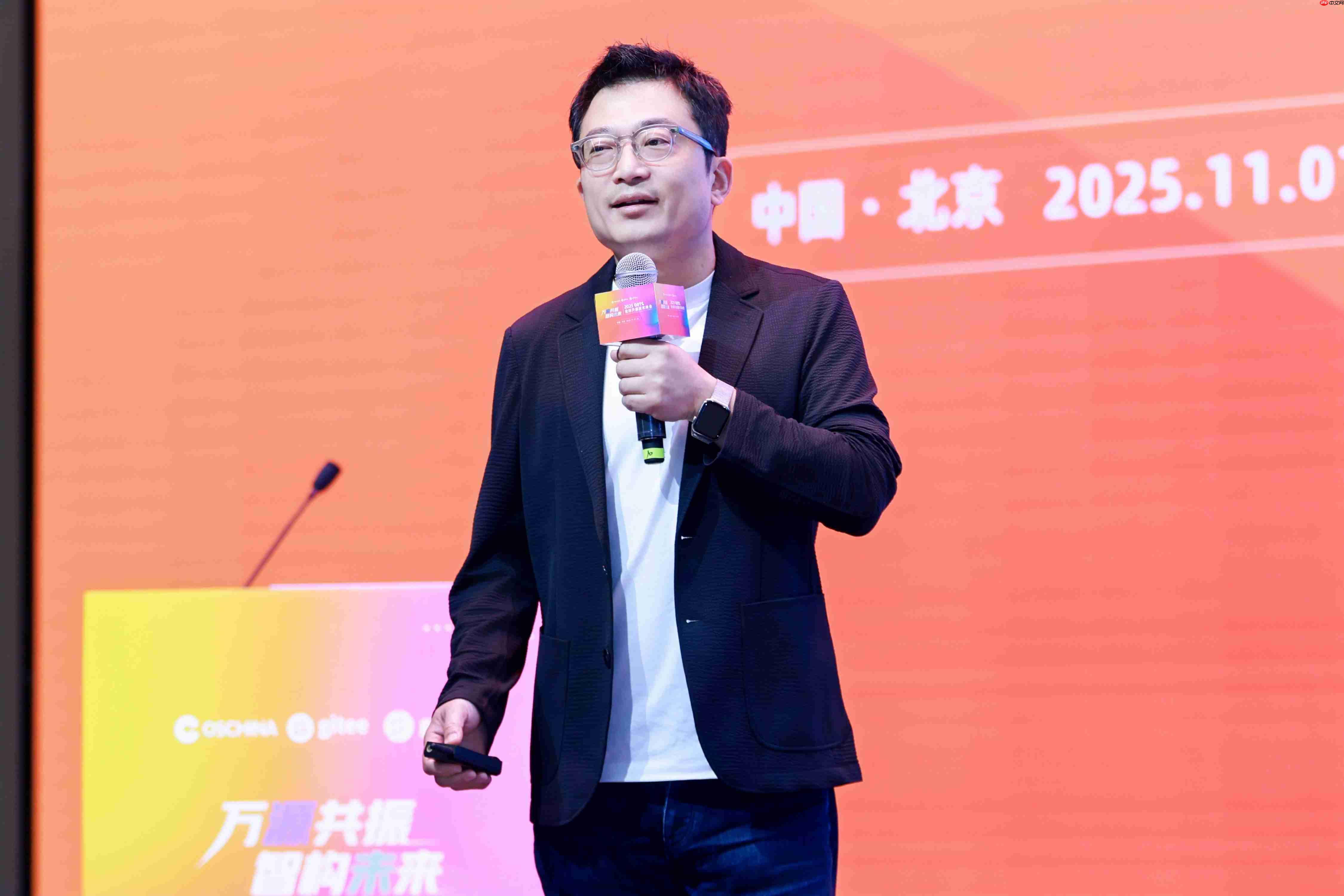 零一万物联合开源中国推出 OAK 平台,目标打造 Agent 世界的“生态适配器”