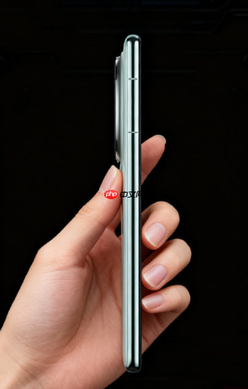 华为Mate 70 Air超薄手机来了，6000mAh电池！苹果三星都亏麻了