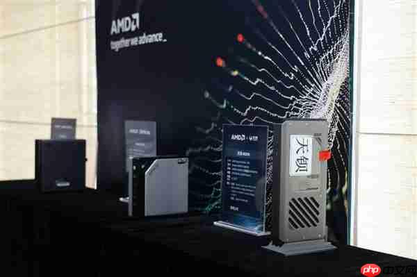 Strix Halo、DGX Spark决战迷你AI工作站!AMD手握三大优势、性能完胜