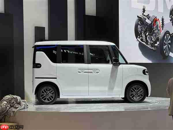 颜值完胜日系同类!比亚迪纯电K-Car定名RACCO:明夏开售