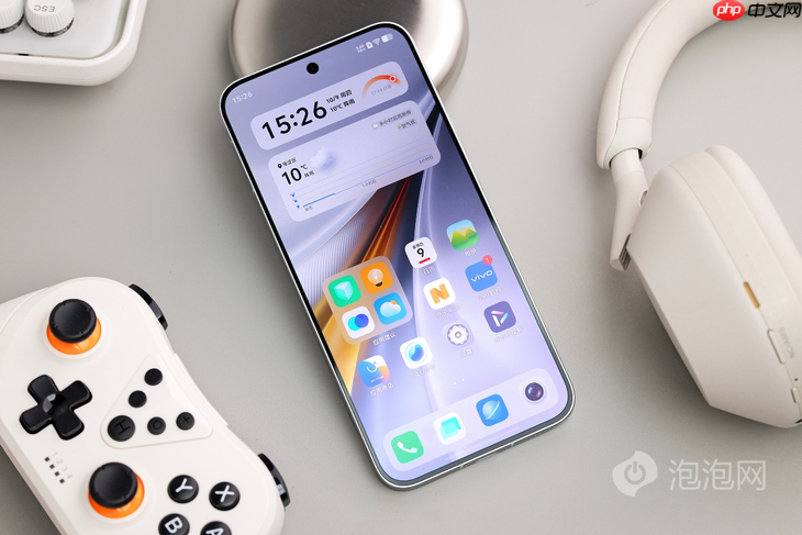 iQOO 15开售：2K珠峰屏+自研Q3芯片 重塑手游视效新标杆