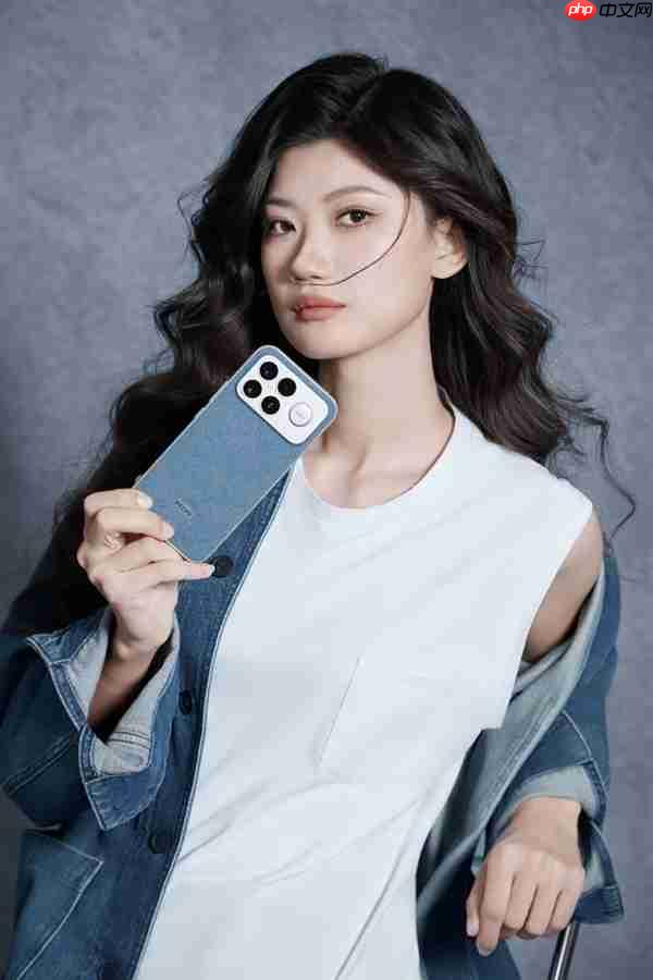 产品经理亲自当模特 REDMI K90 Pro Max丹宁色实拍 网友:又美又飒