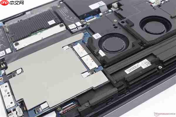 NVIDIA RTX PRO 5000专业显卡首测:居然搭配128GB CAMM2内存