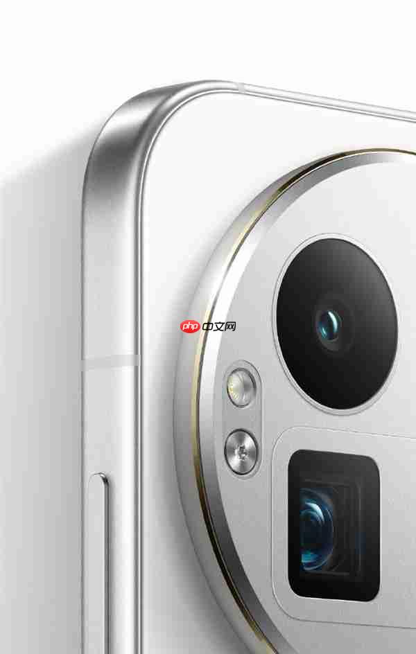 真我外观质感新巅峰！GT8 Pro设计细节公布 行业首创机械拼装+金属中框