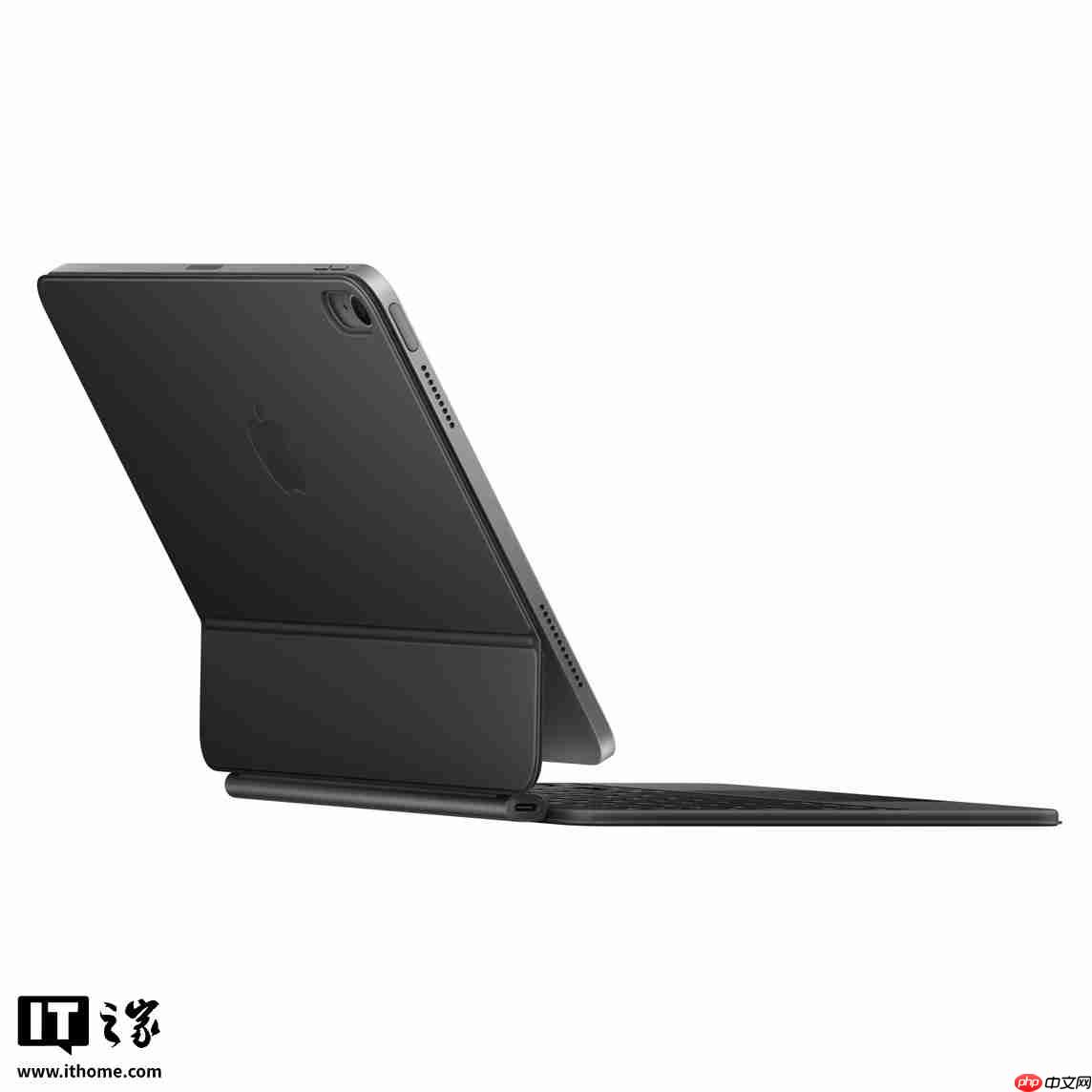 苹果推出黑色款 iPad Air 专用妙控键盘，2199 元起