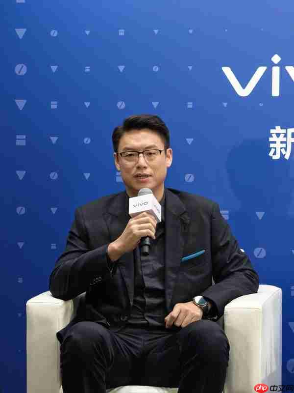 vivo黄韬：把“Pro mini”命名X300现在看有些吃亏