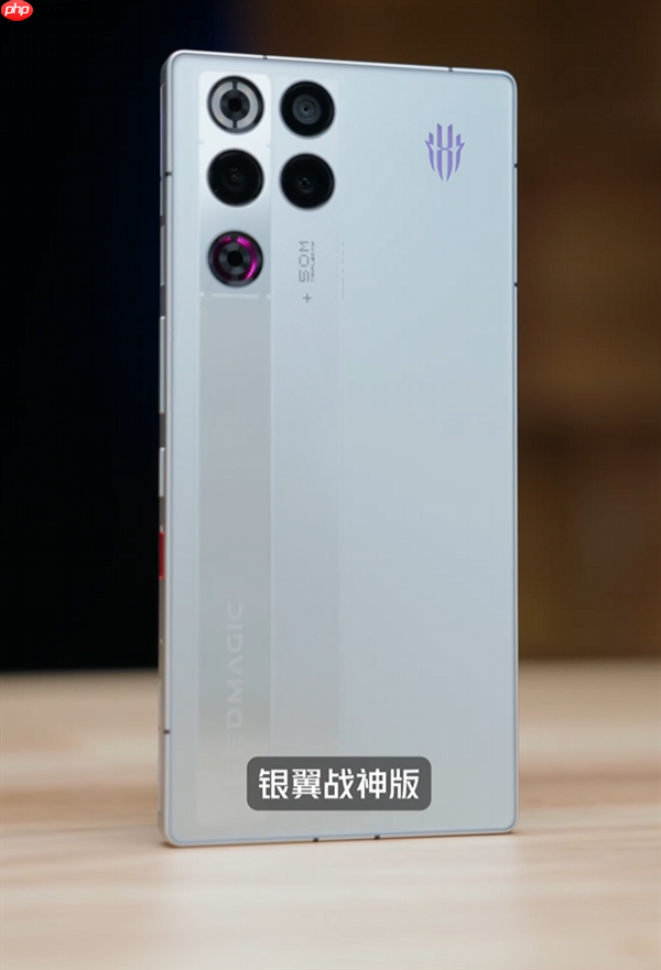 行业首款风水双冷手机 红魔11 Pro系列真机开箱:酷炫水冷环、唯一纯平后盖