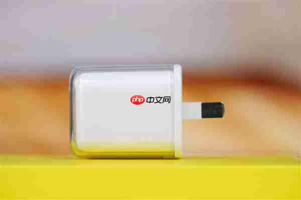 完美适配iPhone17全系快充！倍思同芯充Pro快充充电器套装图赏