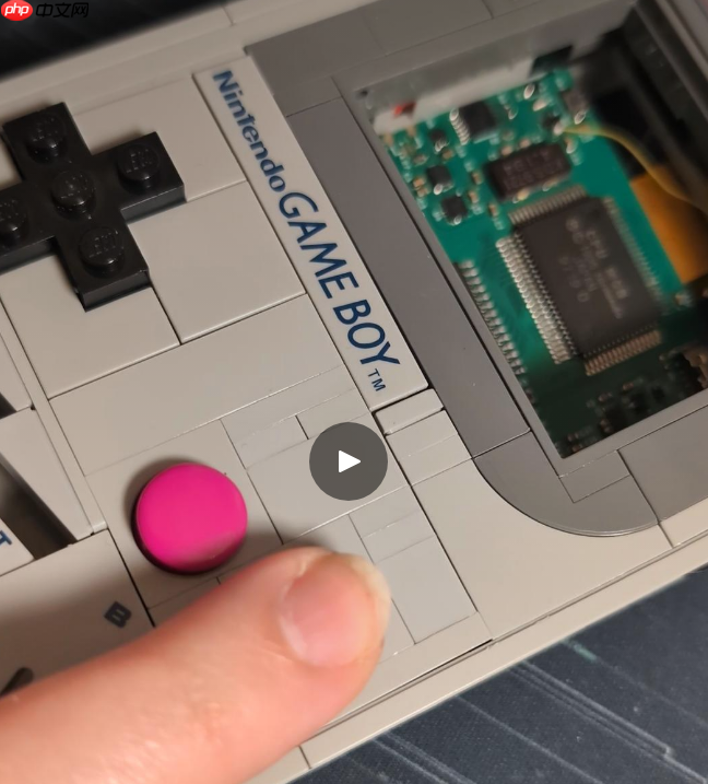 高玩乐趣多 玩家魔改乐高版GB掌机真能玩游戏了