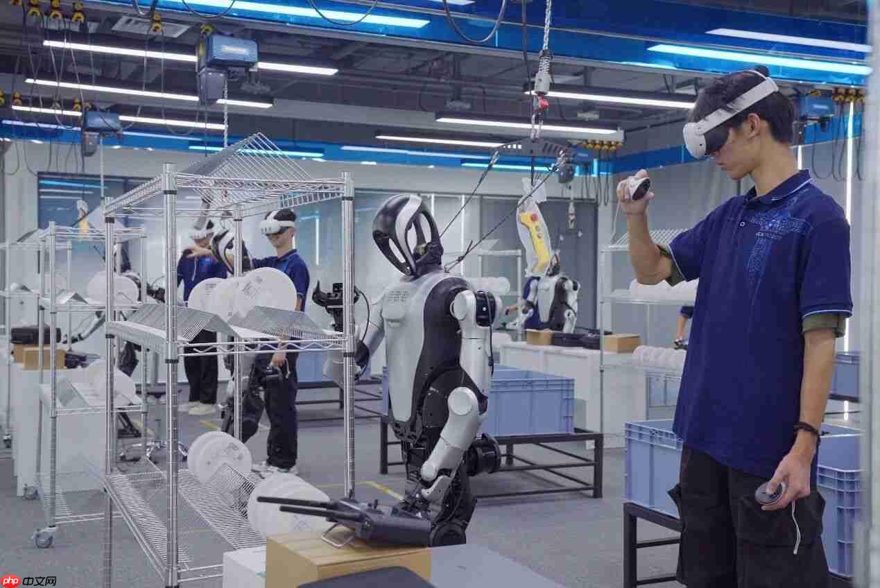 国内最大人形机器人训练场在京启用,年产数据量超 600 万条