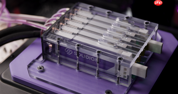 Solidigm发布全球首款液冷SSD:双面高效散热、最大7.68TB