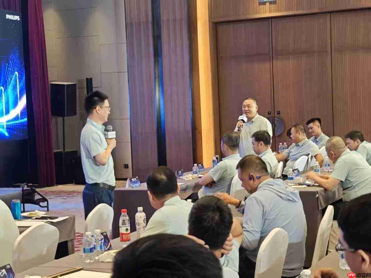 AI焕视,E飞冲天——2025年飞利浦显示器全国操盘手大会隆重召开!