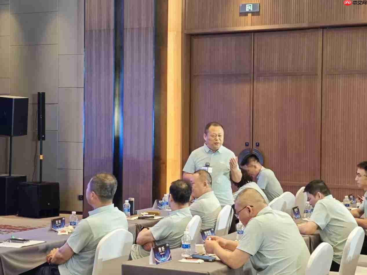 AI焕视,E飞冲天——2025年飞利浦显示器全国操盘手大会隆重召开!