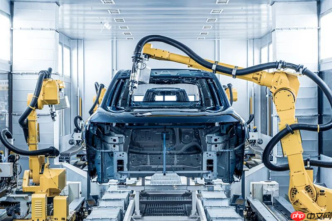 “AI+制造”走深向实,华为构建全栈能力,点亮智造未来