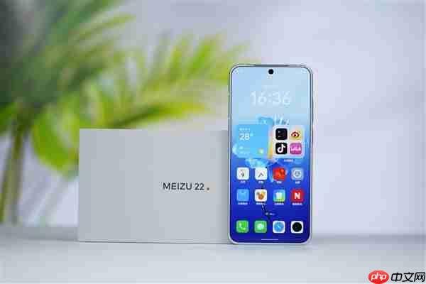 行业唯一四等边白面板!魅族22图赏